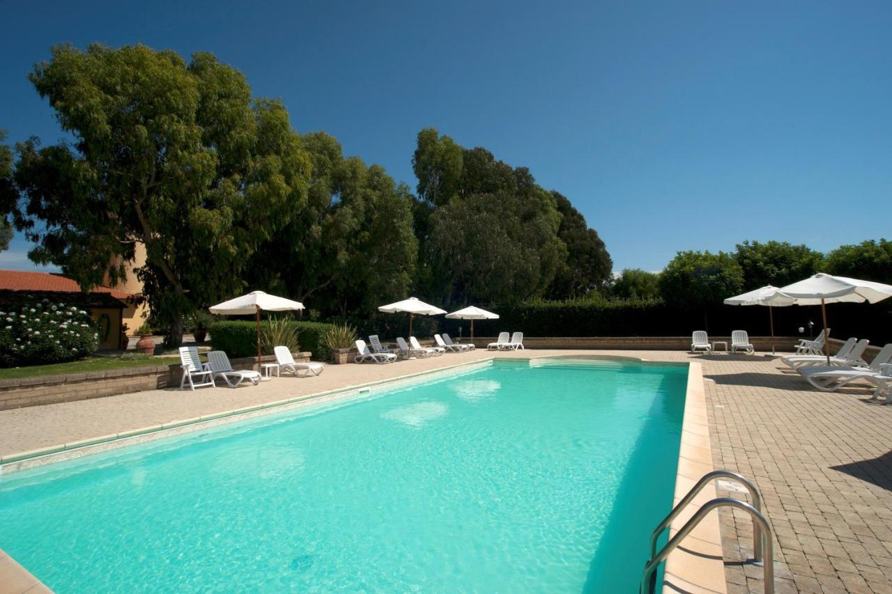 Agriturismo Le Pescine فادا المظهر الخارجي الصورة