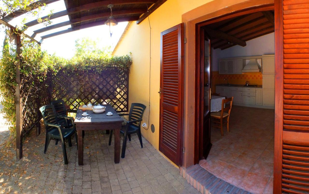 Agriturismo Le Pescine فادا المظهر الخارجي الصورة