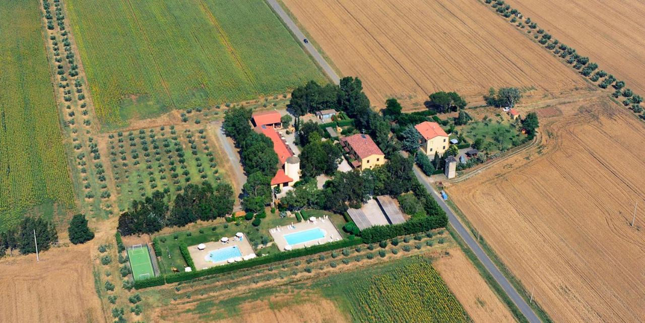 Agriturismo Le Pescine فادا المظهر الخارجي الصورة