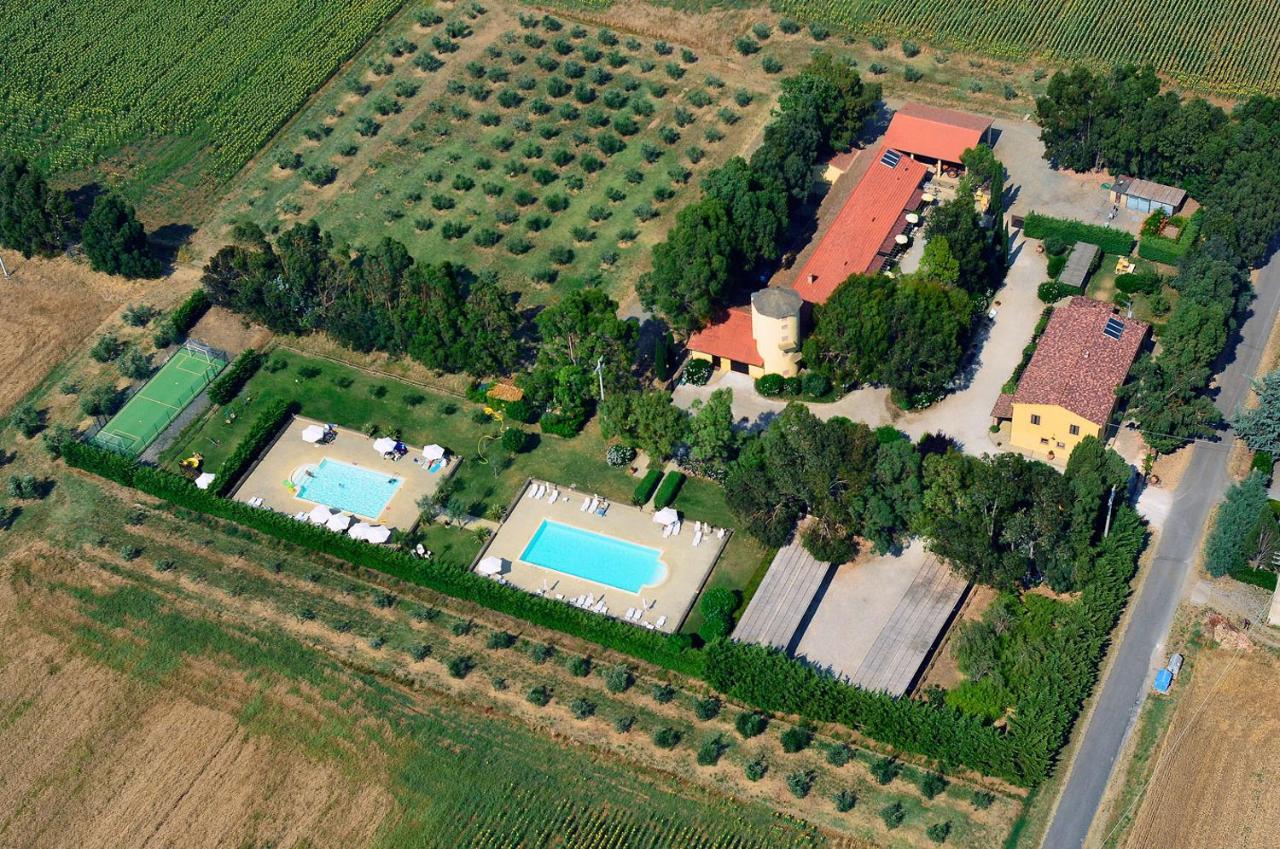 Agriturismo Le Pescine فادا المظهر الخارجي الصورة