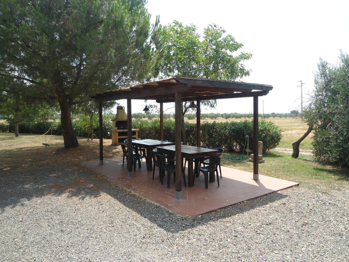Agriturismo Le Pescine فادا المظهر الخارجي الصورة